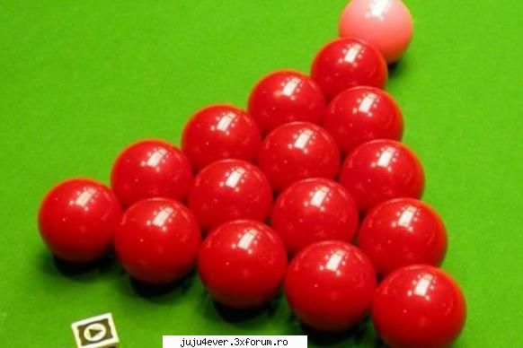 SNOOKER - Jucătorii lovesc, pe r�nd, bila albă - Sport